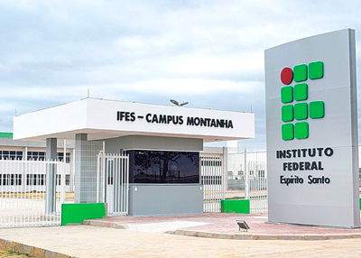 A Expansão dos Institutos Federais e a Formação Profissional em Economia