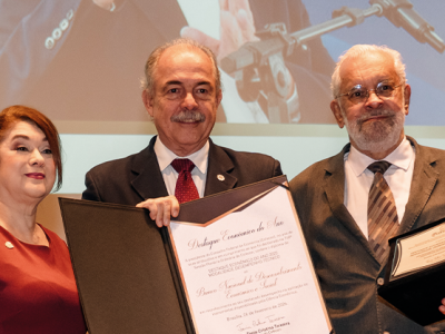 Mercadante defende soberania, reindustrialização e fortalecimento do Estado diante da nova ordem econômica global 