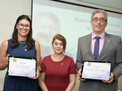 Posse da nova gestão do Corecon-MG reúne lideranças e discute desafios do desenvolvimento 